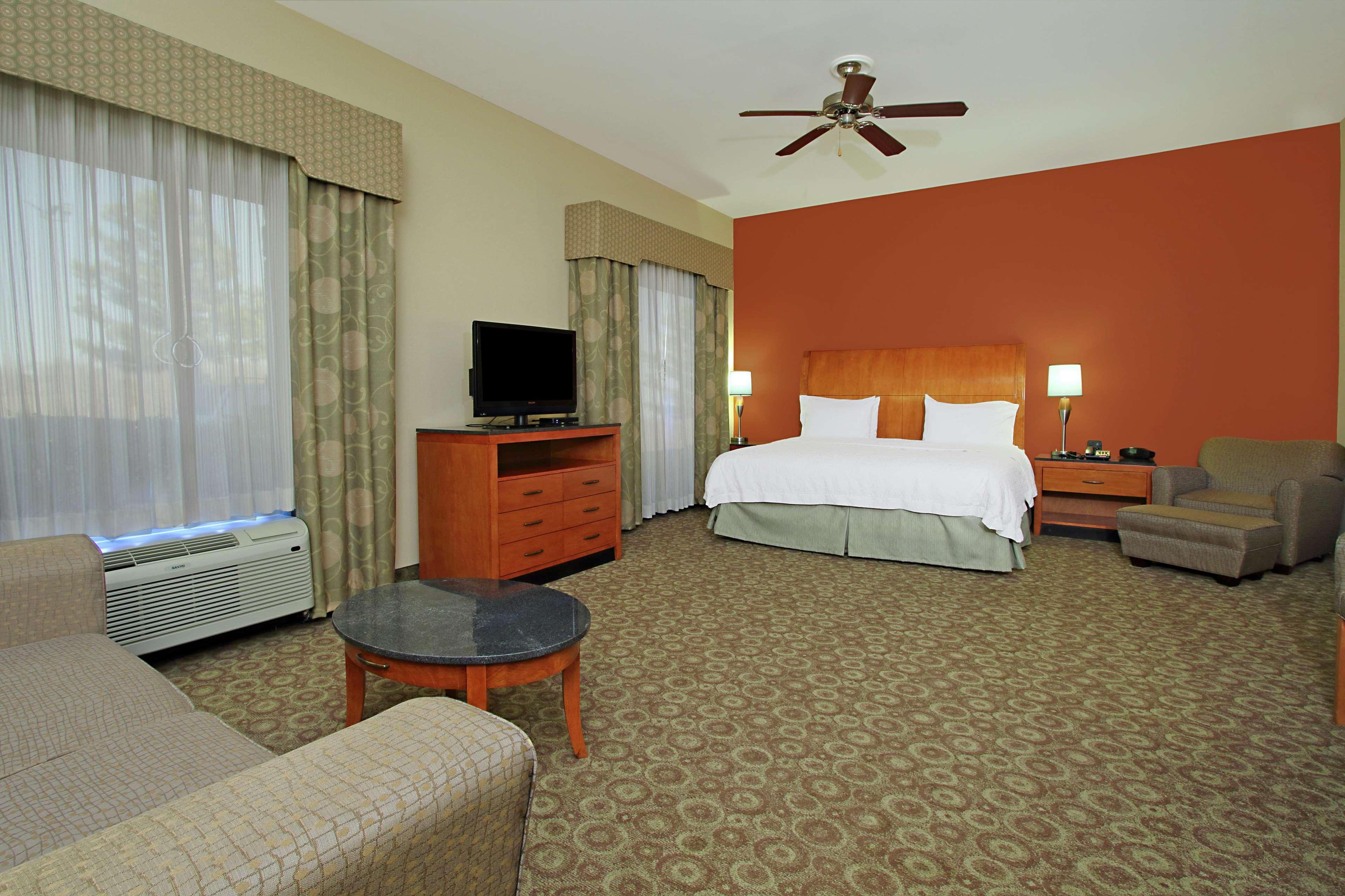 Hampton Inn & Suites Buffalo Exterior foto
